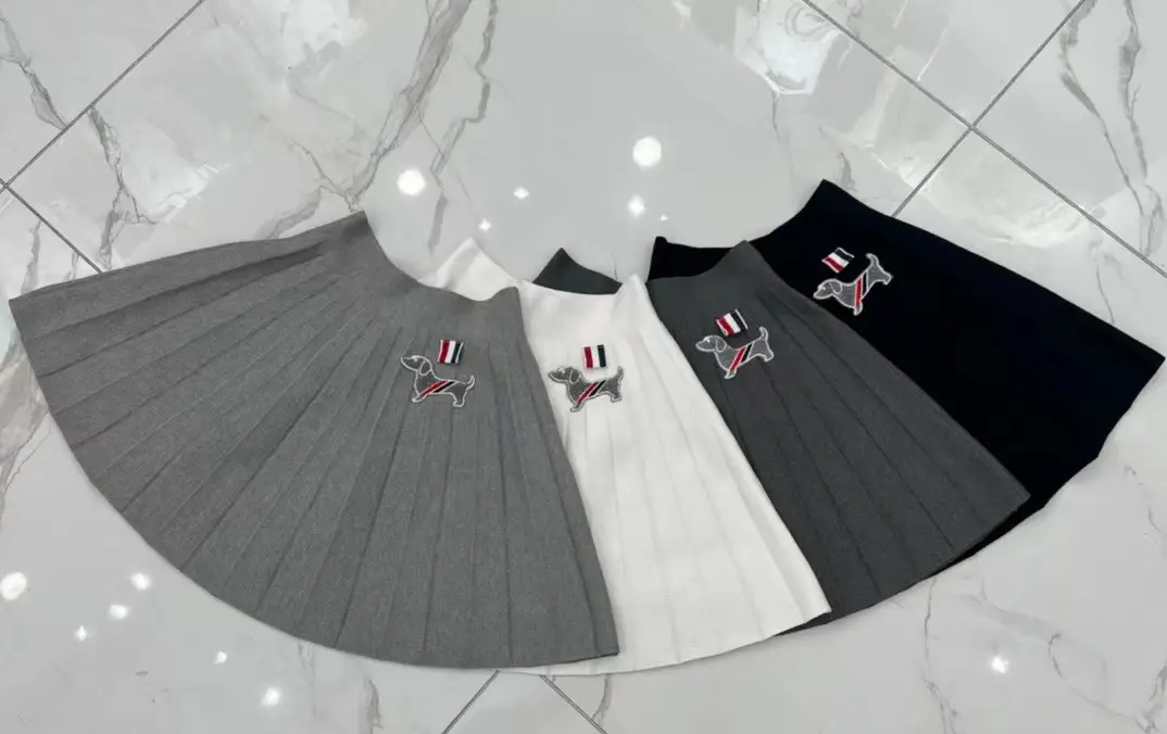 Gray Pleated A-Line Skirt with Puppy Embroidery — feature 3