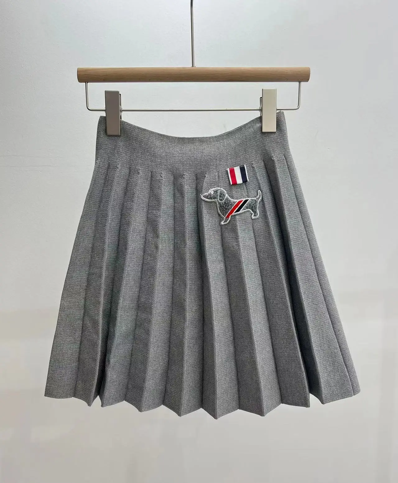 Gray Pleated A-Line Skirt with Puppy Embroidery — feature 6