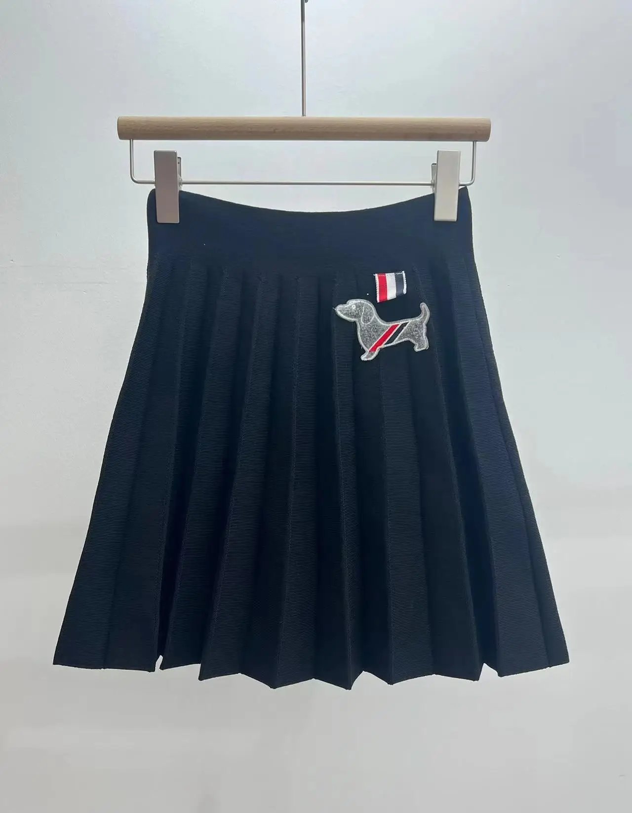 Gray Pleated A-Line Skirt with Puppy Embroidery