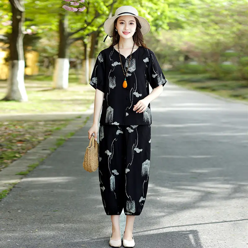 Middle-Aged Women Printed Cotton Suit Top & Pants Set - Image 4