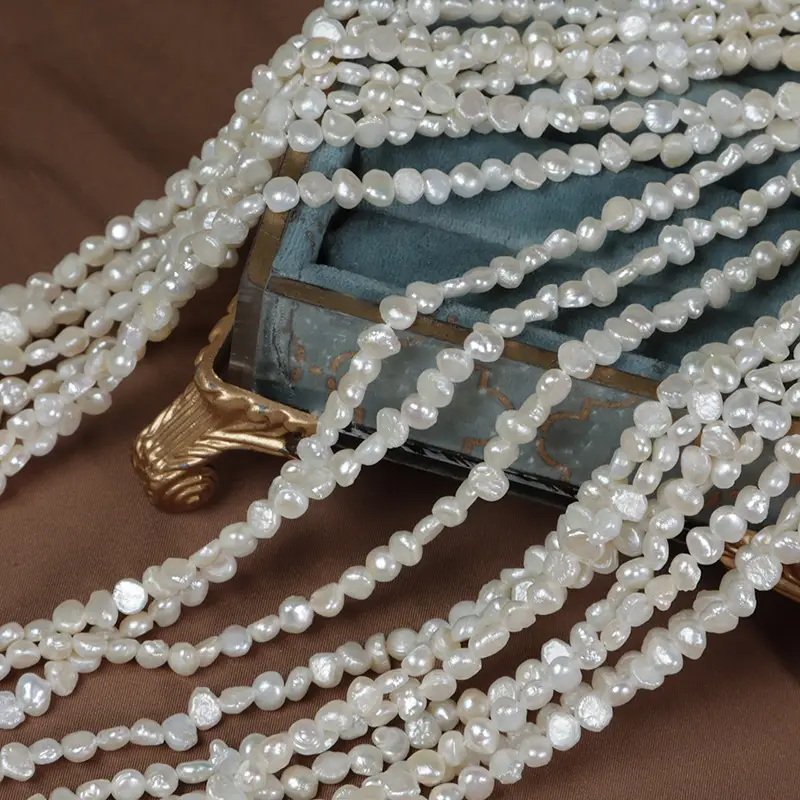 40-41cm Natural Freshwater Pearl Beads 5-6mm - Image 3