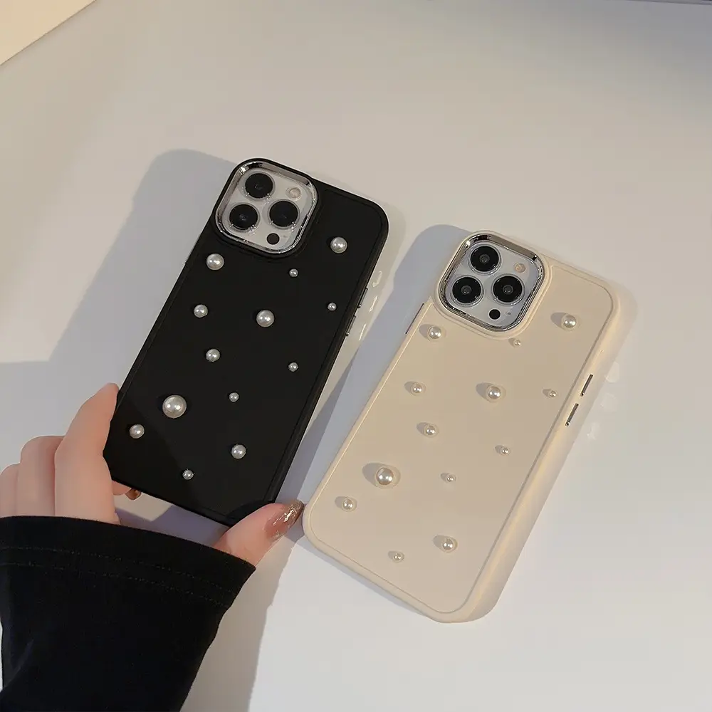 Three-Dimensional Pearl iPhone Cases for 16 Pro Max