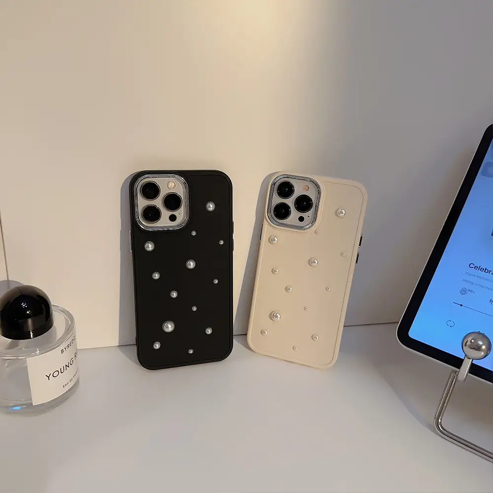 Three-Dimensional Pearl iPhone Cases for 16 Pro Max — feature 11