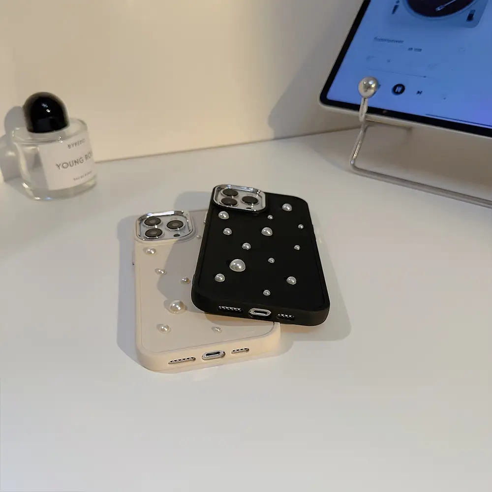 Three-Dimensional Pearl iPhone Cases for 16 Pro Max — feature 14