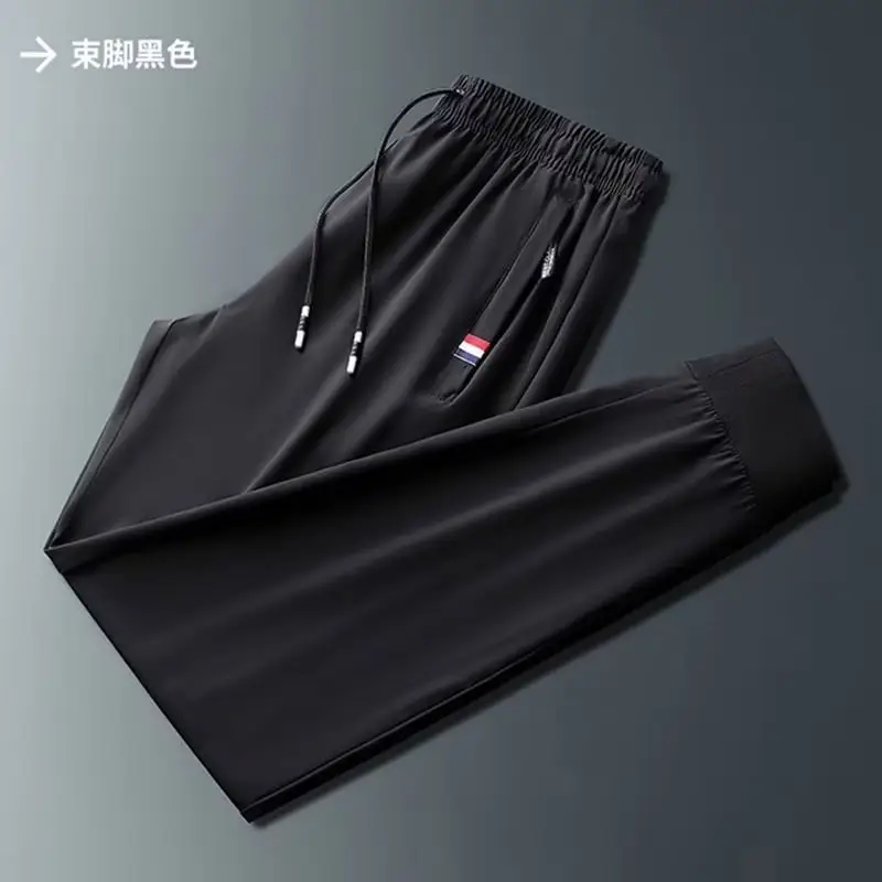 Bundled Foot Black