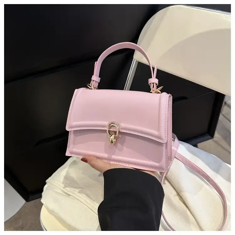 Women's 2023 Spring Crossbody Bag Beige Leather — feature 10