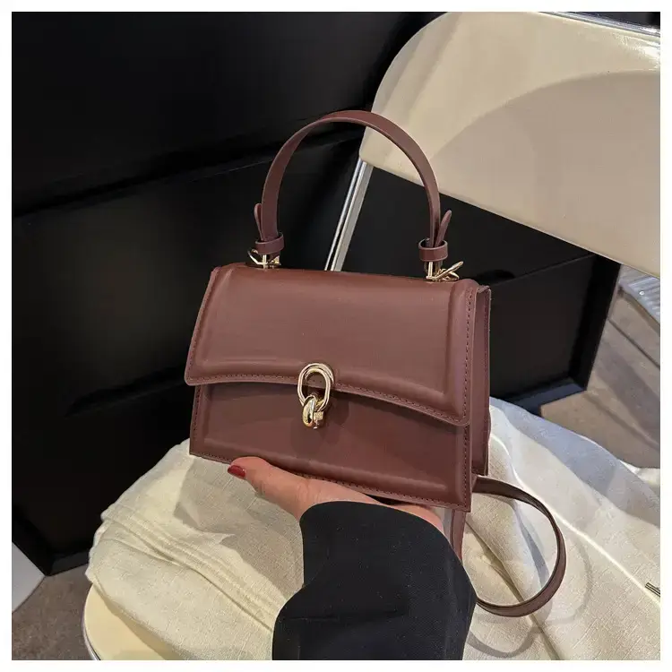 Women's 2023 Spring Crossbody Bag Beige Leather — feature 12