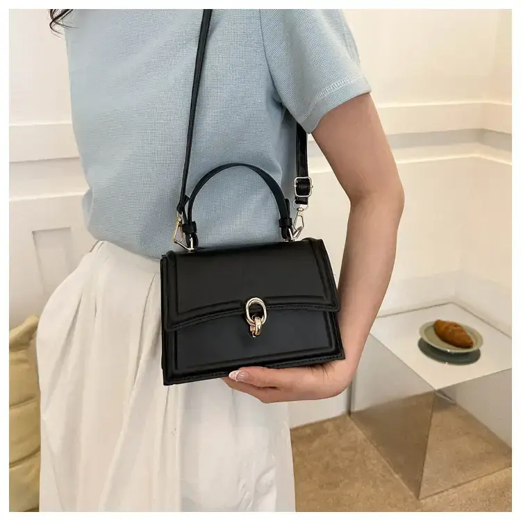 Women's 2023 Spring Crossbody Bag Beige Leather — feature 15