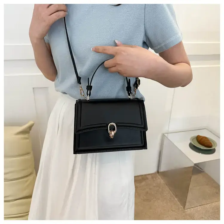 Women's 2023 Spring Crossbody Bag Beige Leather — feature 16