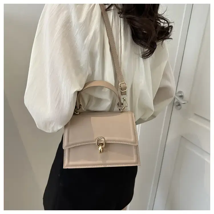 Women's 2023 Spring Crossbody Bag Beige Leather — feature 20