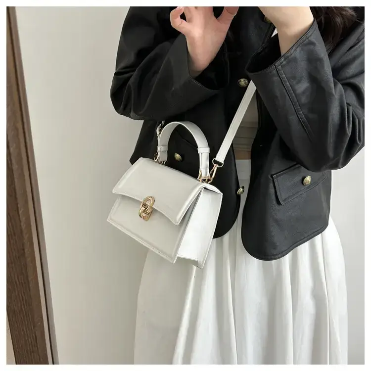 Women's 2023 Spring Crossbody Bag Beige Leather — feature 23