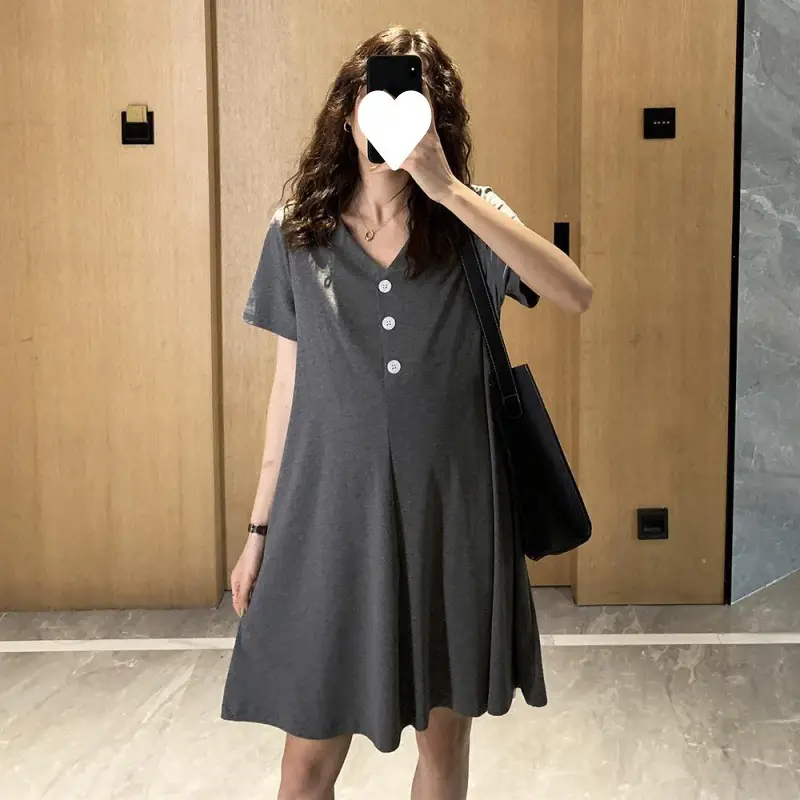 Pregnant Women's Grey V-Neck Mid-Long T-Shirt Large - Image 4