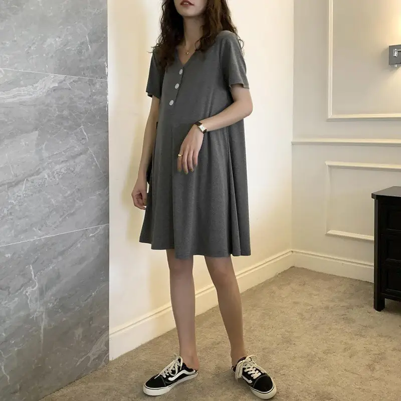 Pregnant Women's Grey V-Neck Mid-Long T-Shirt Large - Image 5
