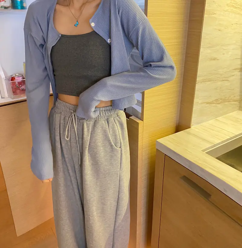 Gray Loose Toe Women's Sports Pants 2023 — feature 4