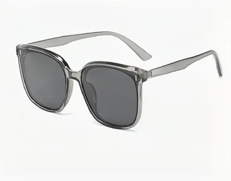 Face-Slimming Sunglasses for Women Black Polarized - Image 3