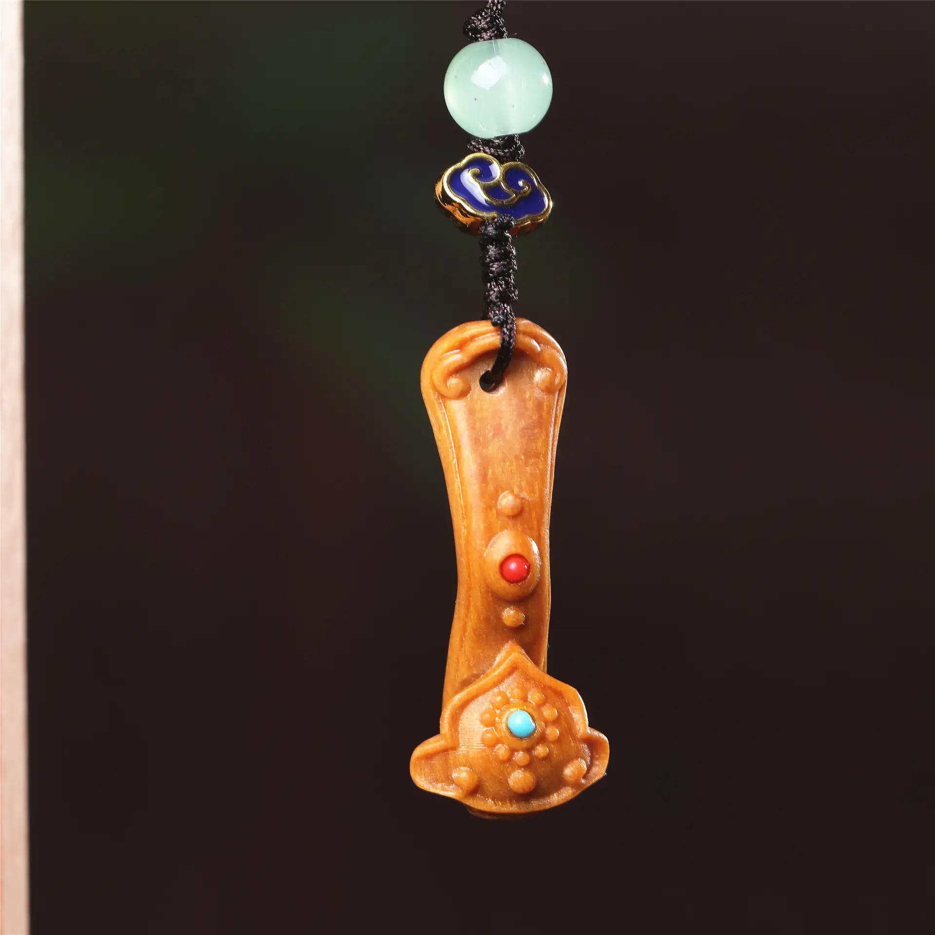 Retro Mahogany Ruyi Mobile Phone Pendant Jewelry Gift - Image 3