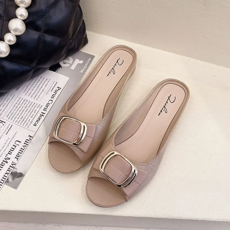 Internet red explosions square buckle half slippers Korean version of the daily thick heel wear ladies casual flat sandals factory direct sales - Image 3