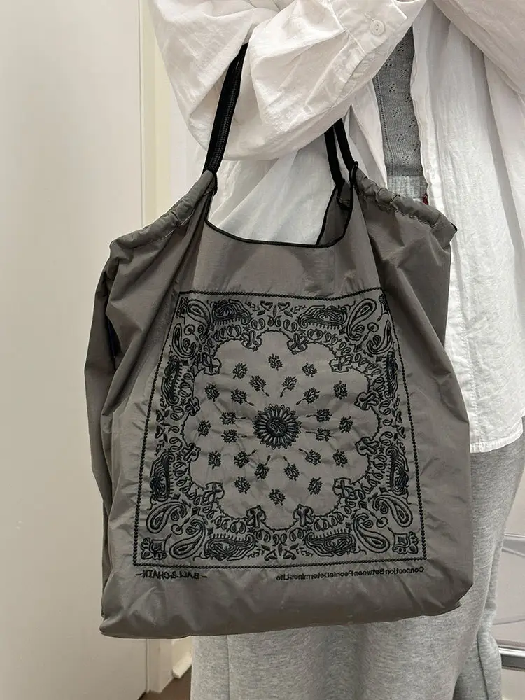 Women's Canvas Embroidered Tote Bag with Mandala Design — feature 11