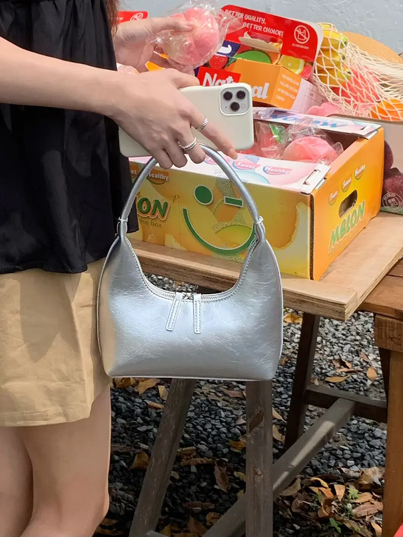 French Silver Texture Shoulder Bag Women Summer Niche - Image 6