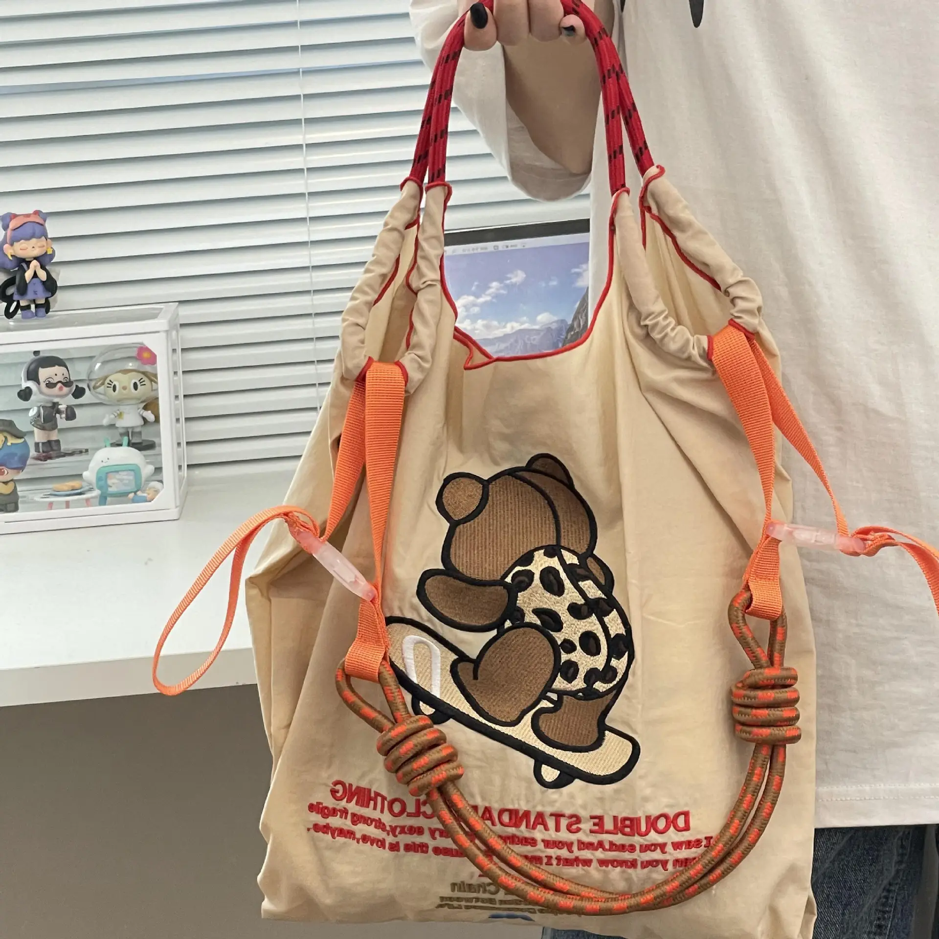 Teddy Bear Crossbody Bag 2023 Brown Red Handles — feature 5
