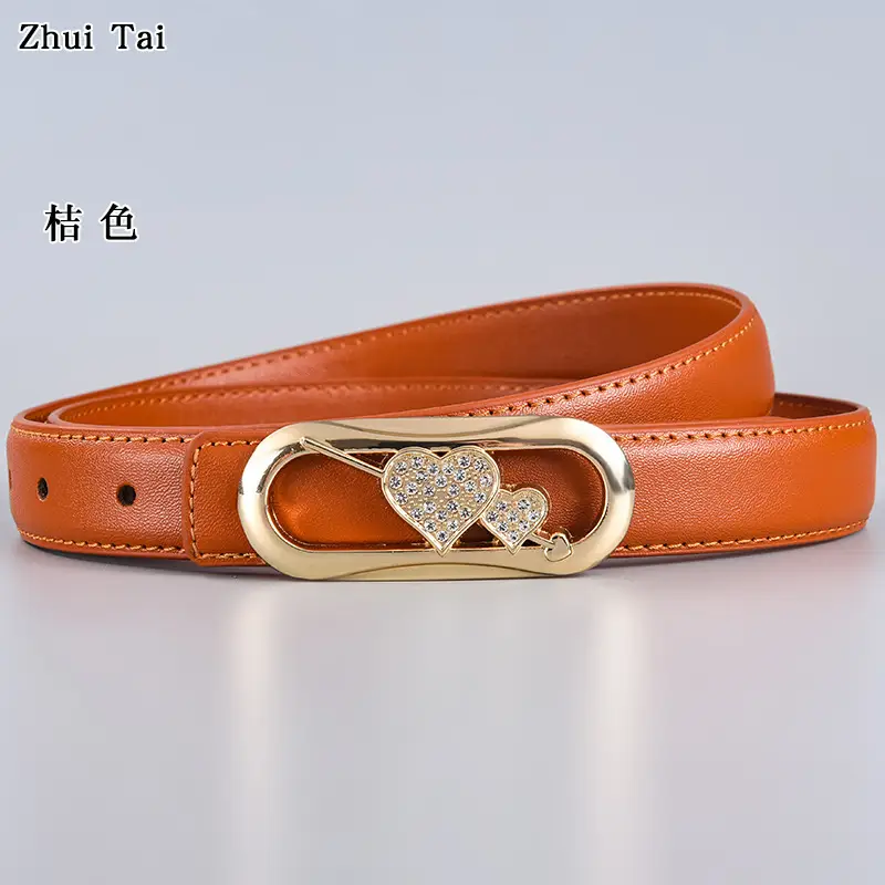 White Heart-Shaped Leather Belt with Gold Buckle β feature 11