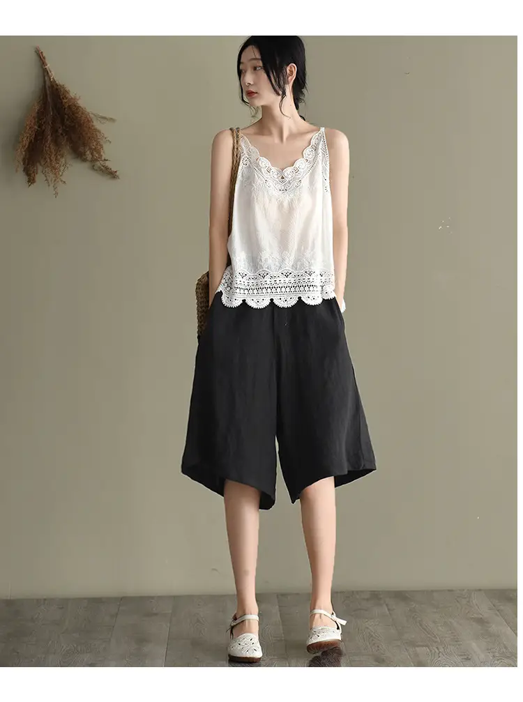 Women's Hollow Embroidered Lace Vest Sleeveless Top — feature 1