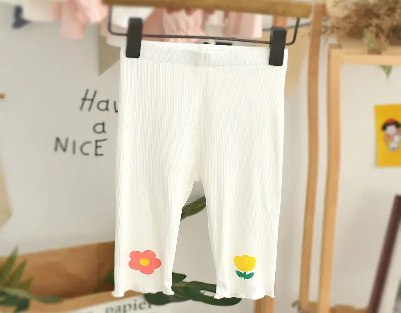 Baby Pink Floral Leggings Slim Fit Girls Capri Pants — feature 7