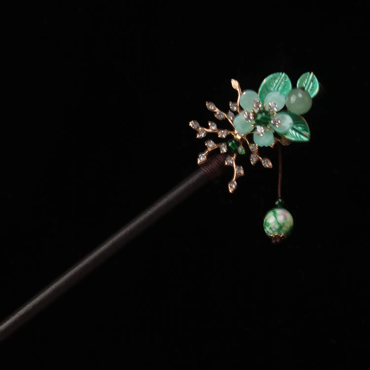 Women's New Chinese Wooden Hairpin Green Flower Drop — feature 8