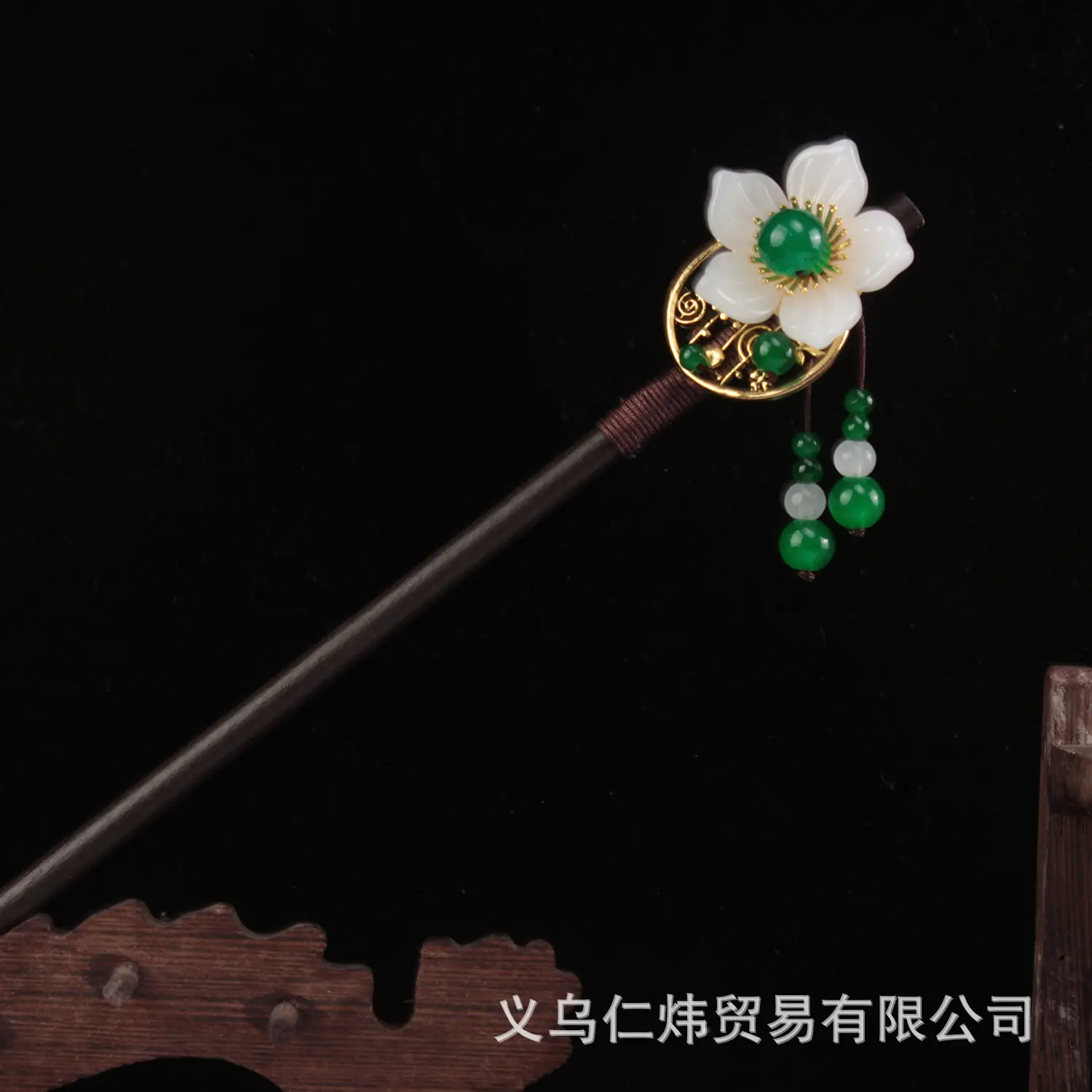 Women's New Chinese Wooden Hairpin Green Flower Drop - Image 4