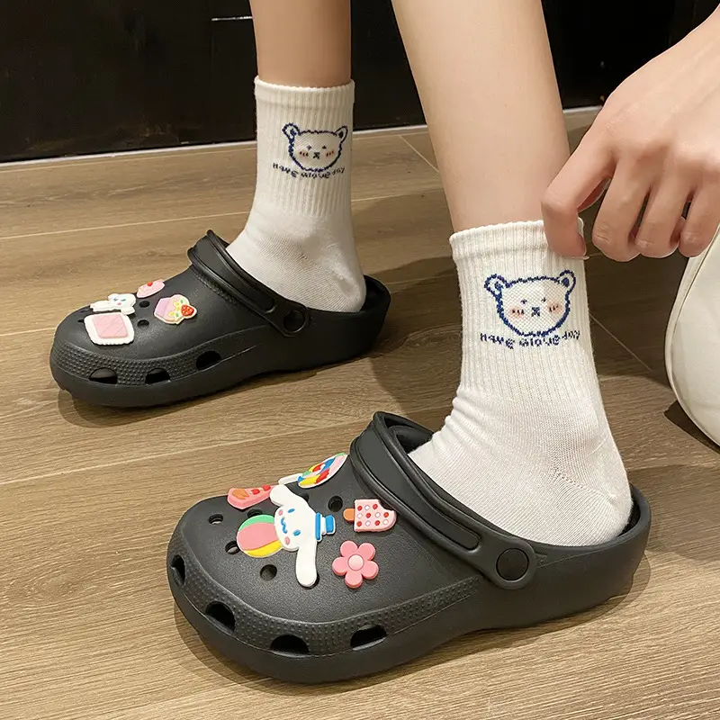 Women Cartoon Hole Shoes 2023 Summer Non-Slip Beach Sandals - Image 6