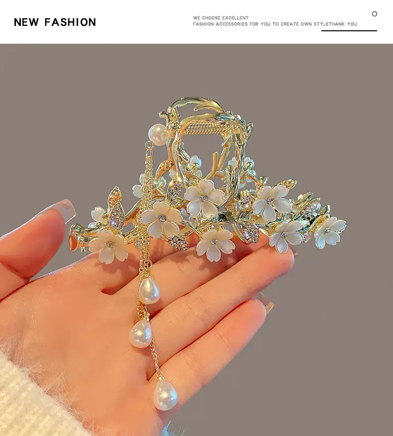 Pearl Flower Hair Clip for Women — feature 5