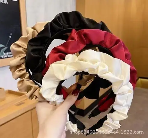 Women's White Pleated Cranial Headband Retro French Style — feature 3