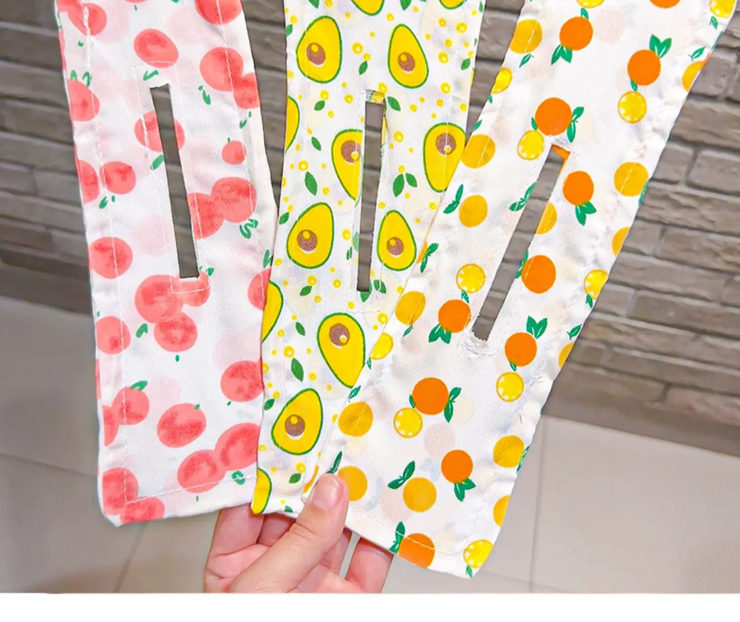 Fruit Print Hairpin for Girls Bow Ball Hair Accessory — feature 3