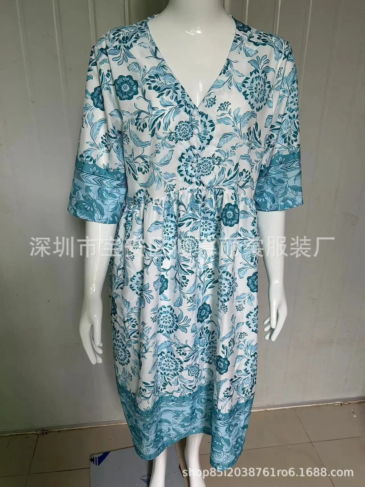 2025 V Neck Floral Dress Large Size Beach Wear — feature 4