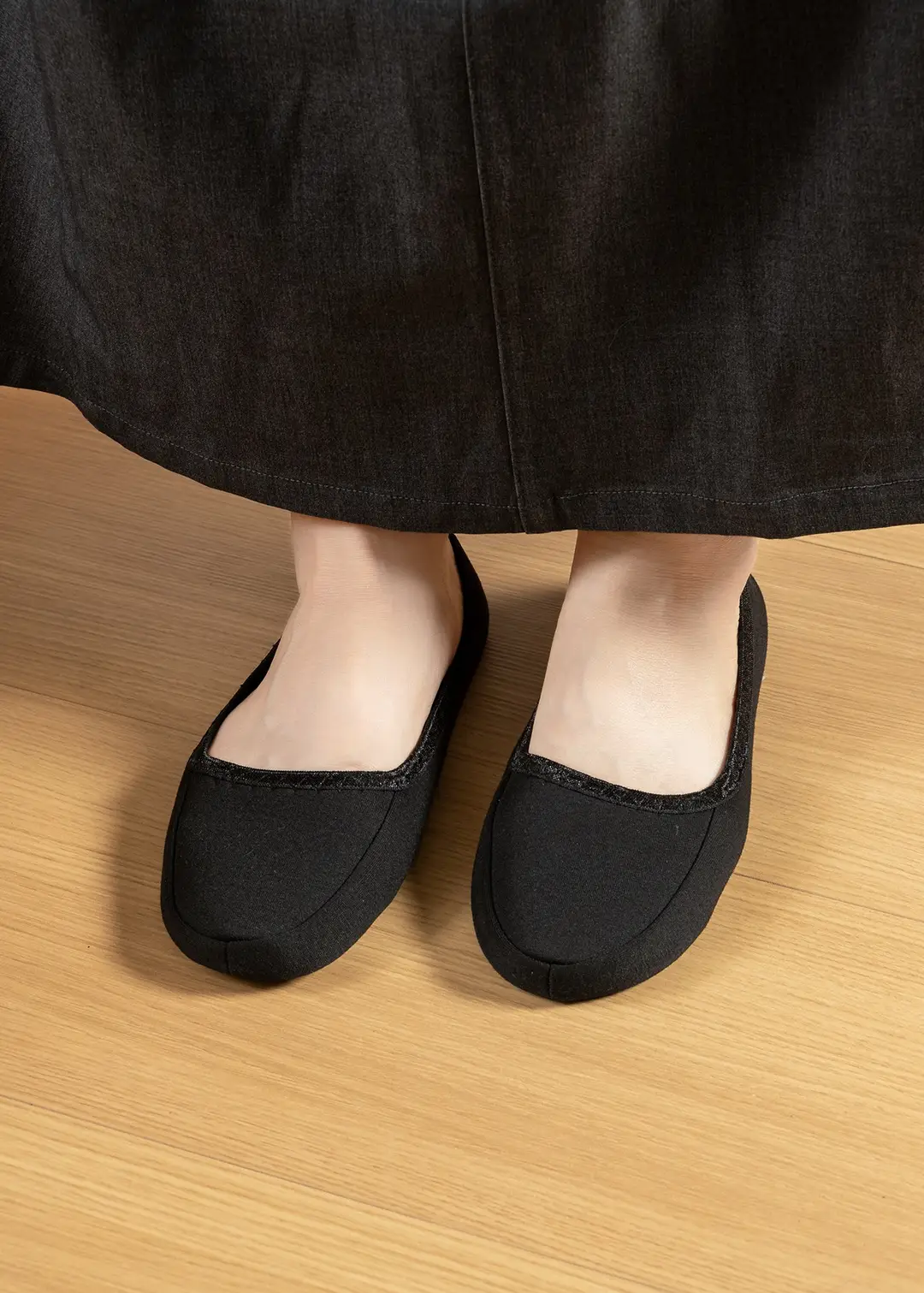 Cross-border Export Japanese-style Amazon Portable Folding Cotton Slippers Silent Indoor Travel Folding Shoes for Men and Women — feature 9