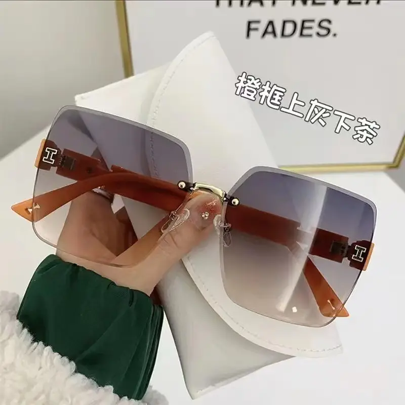 Square Sunglasses Women 2025 Frameless Distinctive Style - Image 7