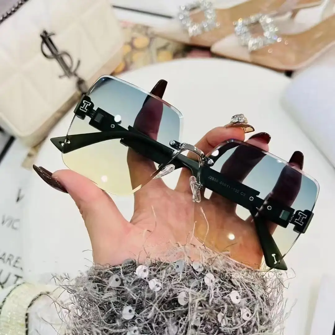 Square Sunglasses Women 2025 Frameless Distinctive Style β feature 6