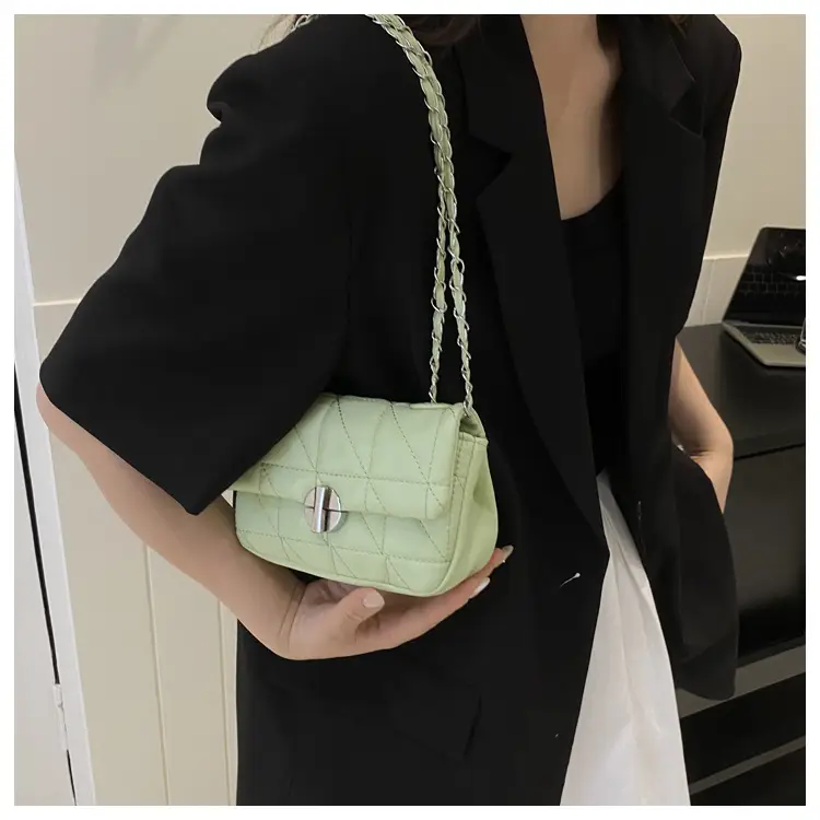 Pink Rhombic Shoulder Chain Bag Women 2023 — feature 16
