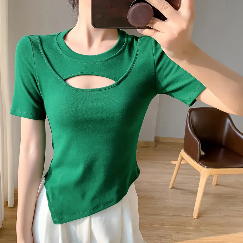 Women White Hollow Short Sleeve T-Shirt Irregular Hem - Image 2