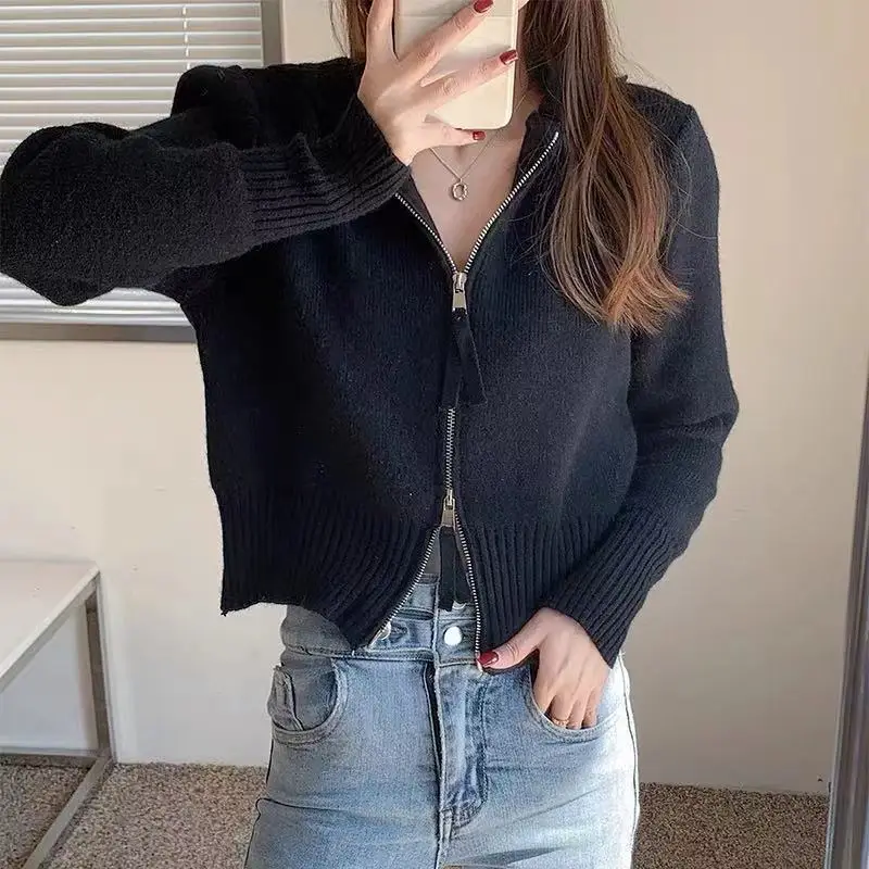 Women Knitted Cardigan with Hood Zipper Sleeve