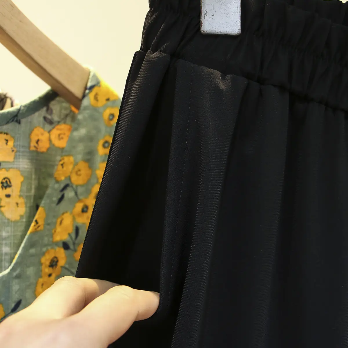 Black Slimming Pants Plus Size Women - Image 4