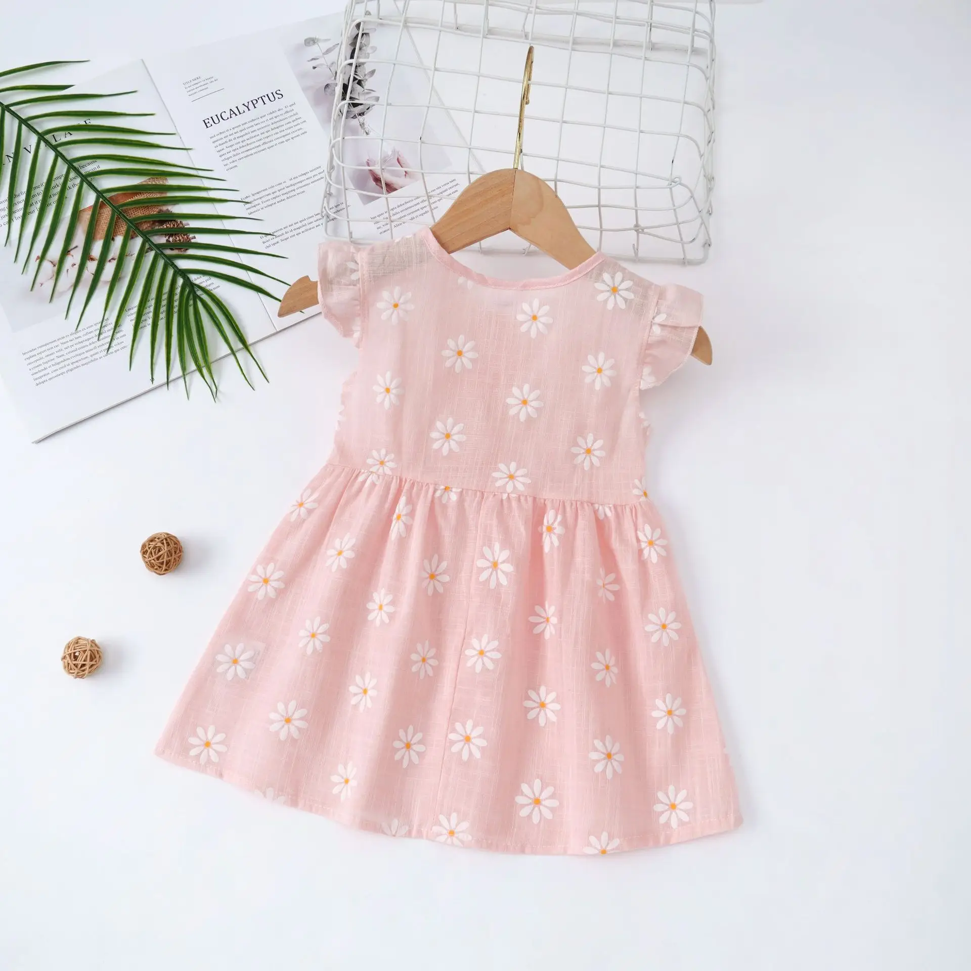 Pink Daisy Print Princess Dress for Girls - Image 4