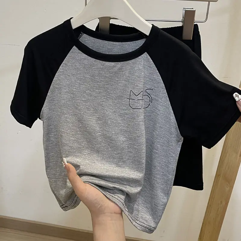 Children's Green White Raglan Sleeve Shorts Set - Image 9