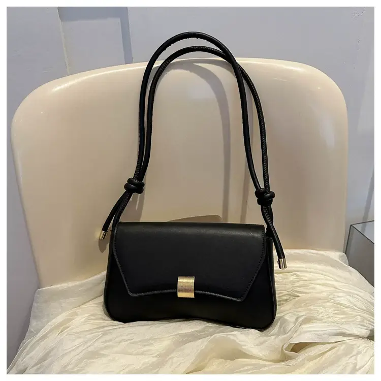 2026 Women's Retro Handbag Set with Gold Clasp — feature 25