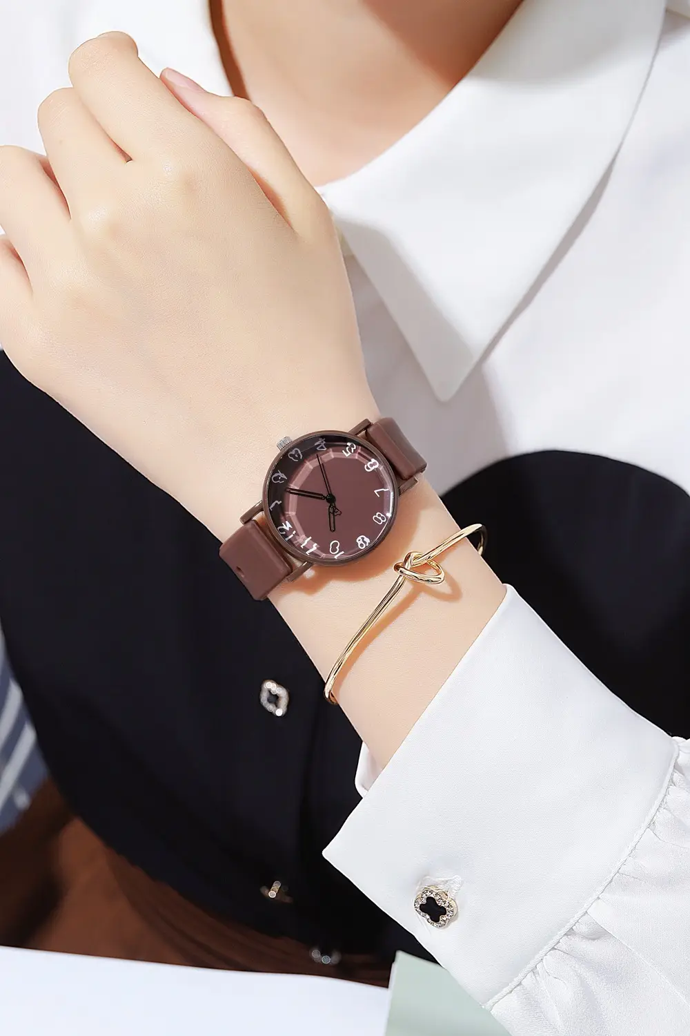 Launderlight Purple Quartz Watch for Girls — feature 6