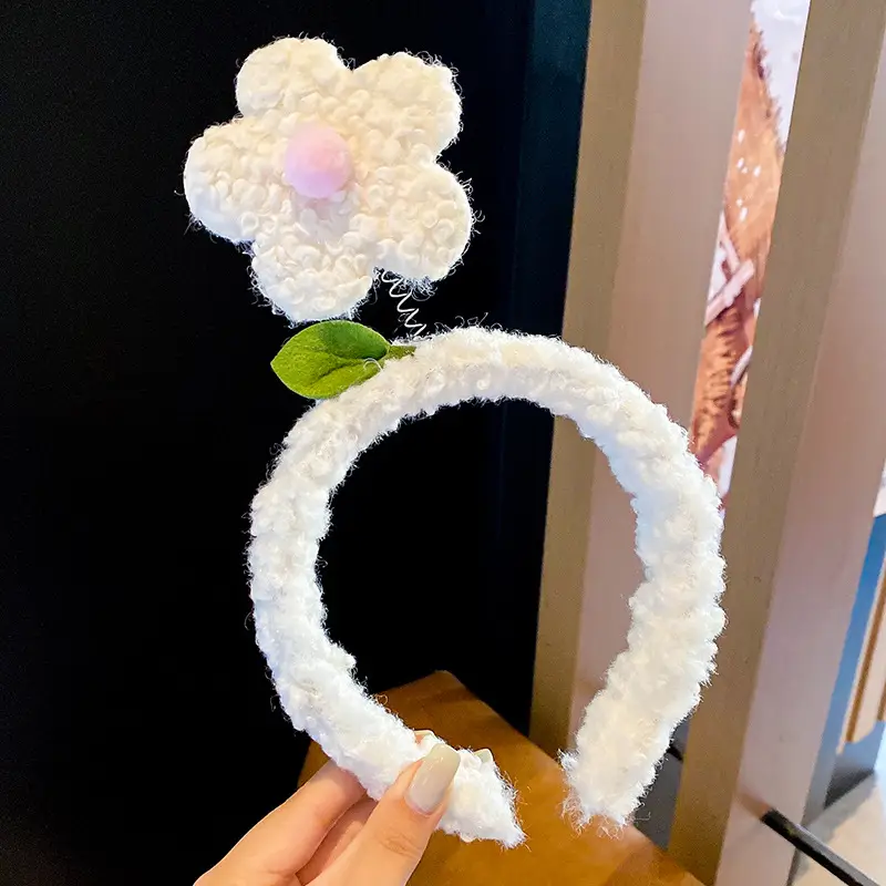 Lamb Wool Flower Headband for Women Autumn Winter - Image 2