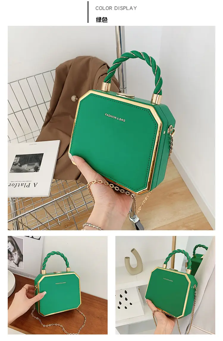 Women's Gold Chain Crossbody Shoulder Bag — feature 17