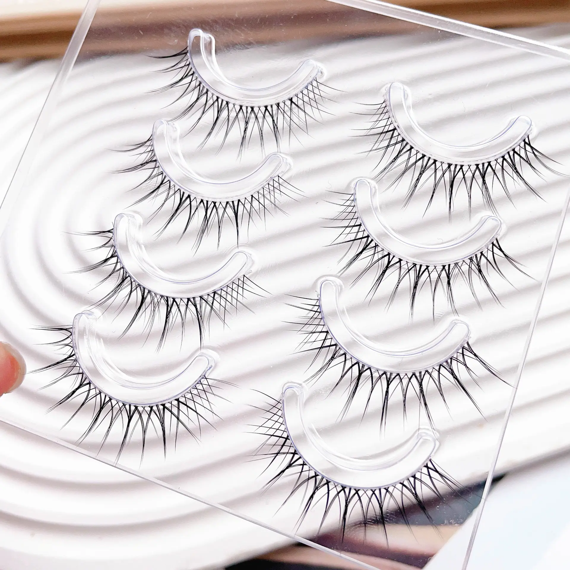 False Eyelashes Flying U-Shaped Transparent Stem False Lashes — feature 3