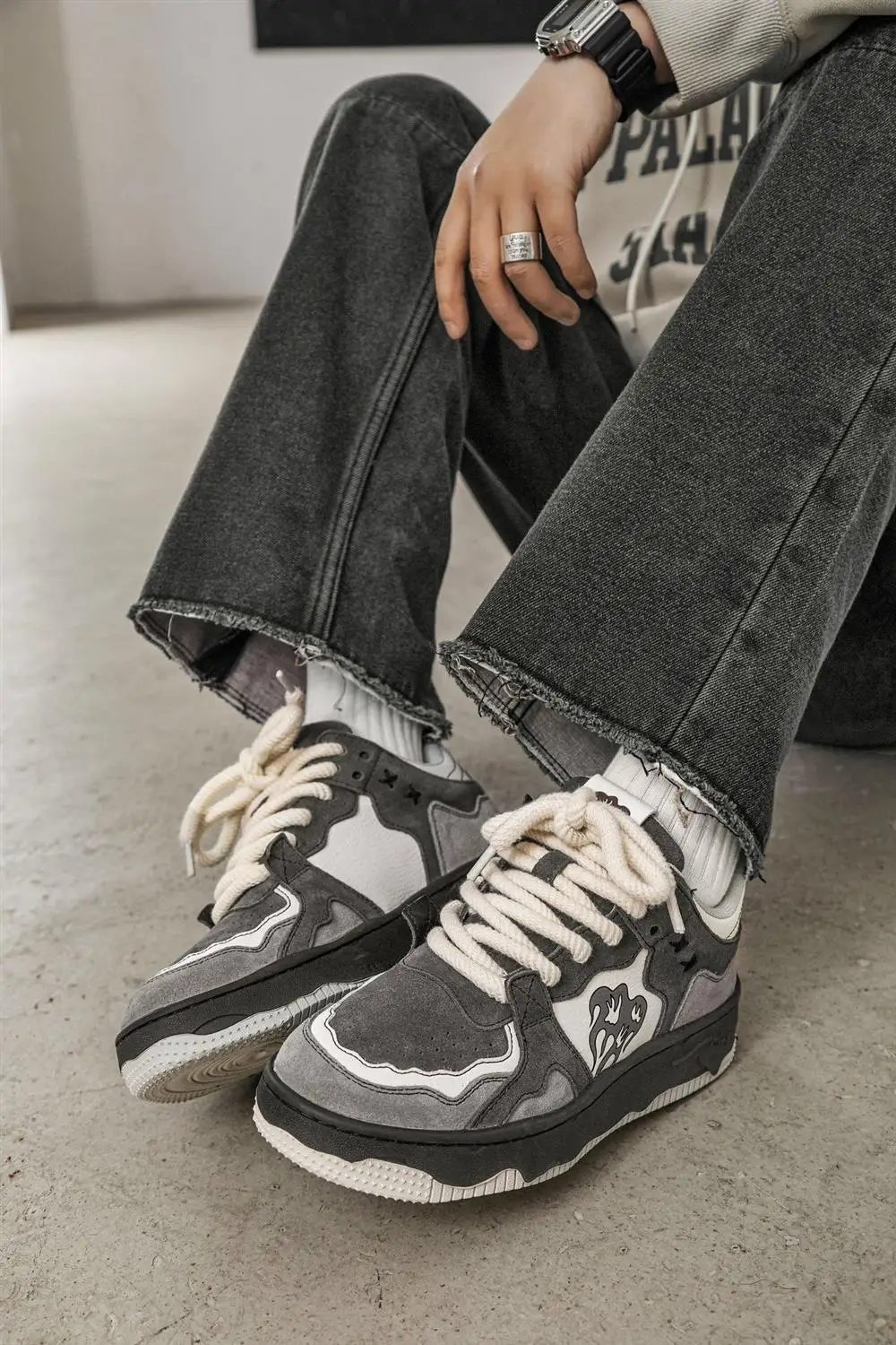 Women's Flaming Mountain Casual Sneakers Black Grey — feature 4