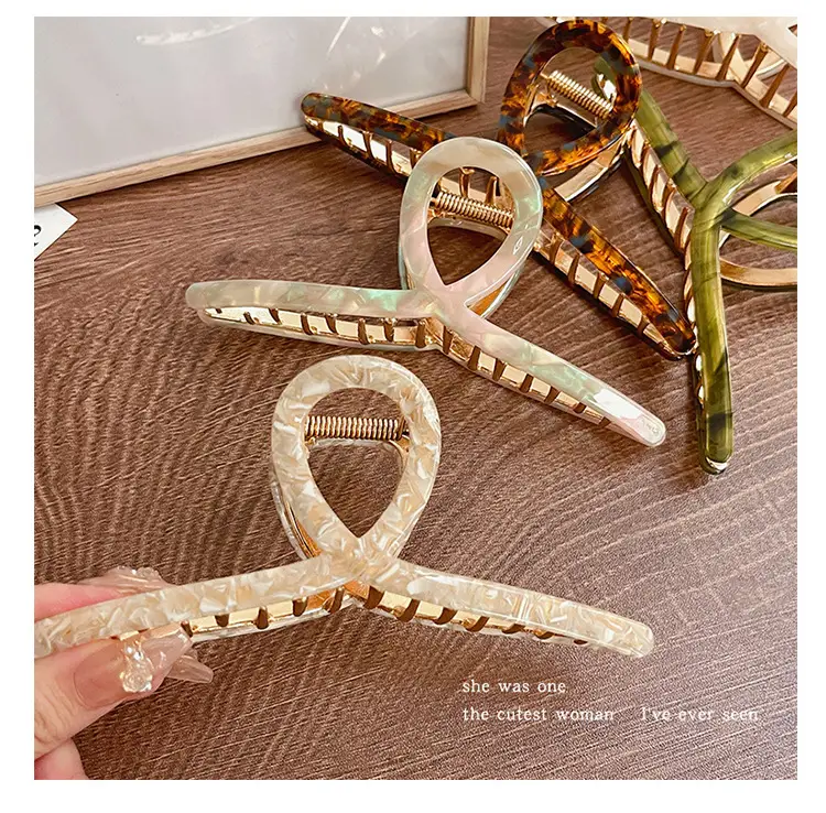 Retro French Acetate Shark Clip for Women — feature 12